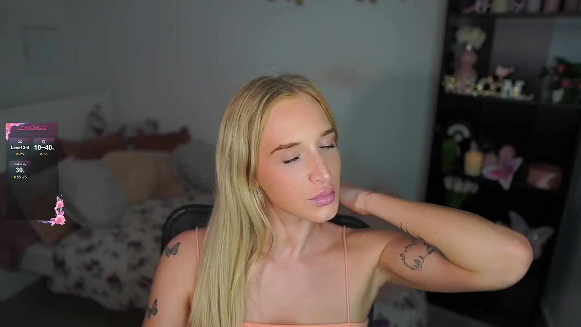 Gallery image thumbnail from NicoletteShea's myfreecams stream on, 09/03/2024, 15:07 image 9 of 20