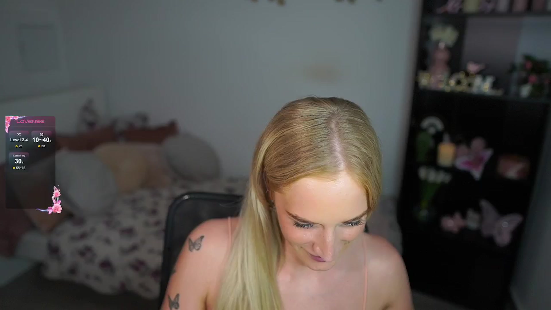 Gallery image thumbnail from NicoletteShea's myfreecams stream on, 09/03/2024, 16:36 image 4 of 20