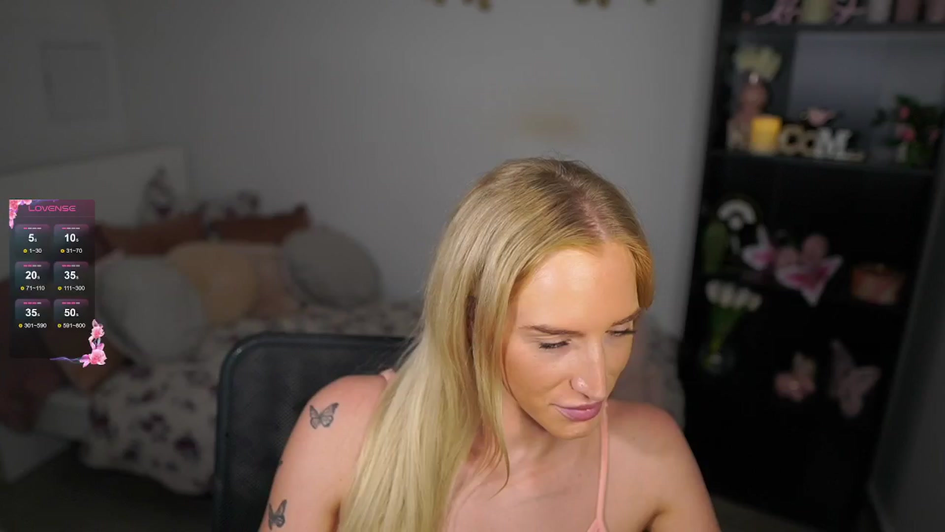 Gallery image thumbnail from NicoletteShea's myfreecams stream on, 09/05/2024, 16:10 image 15 of 20
