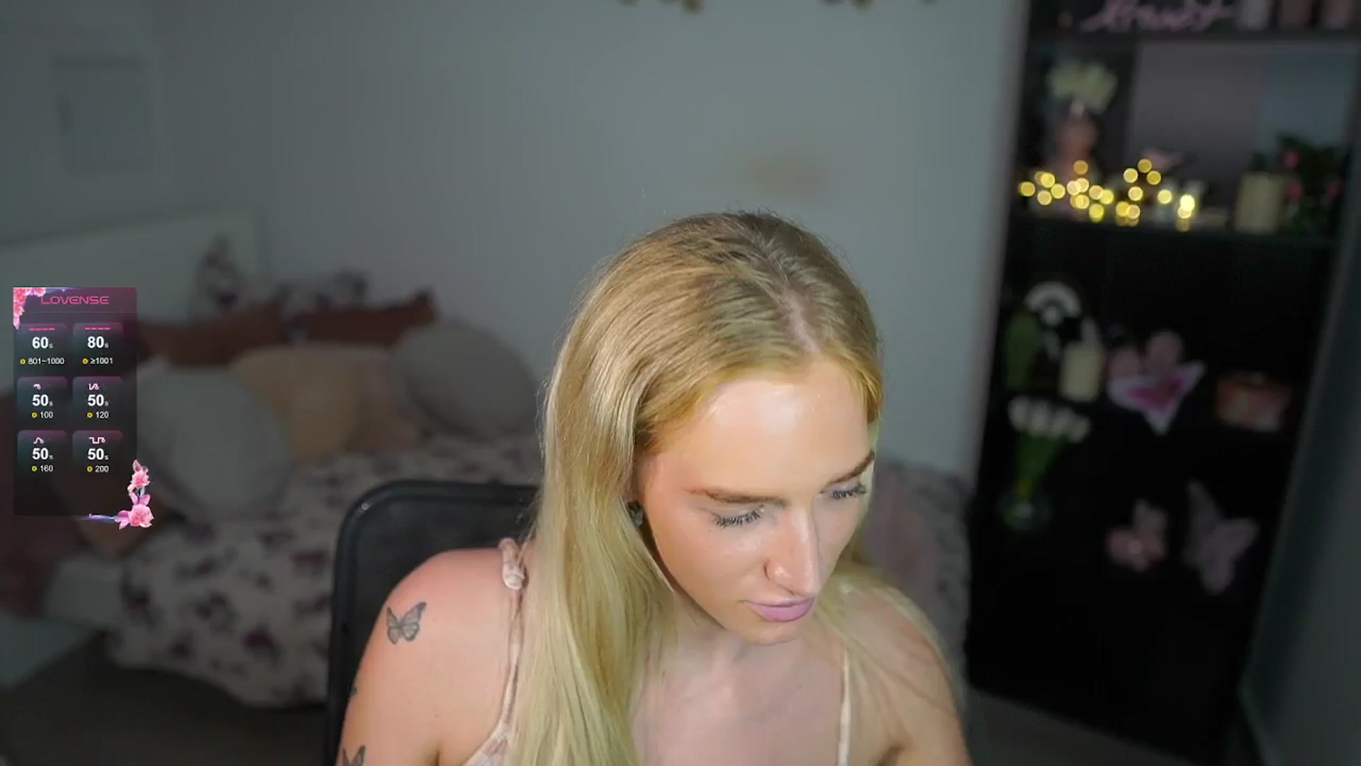 Gallery image thumbnail from NicoletteShea's myfreecams stream on, 09/11/2024, 18:03 image 16 of 20