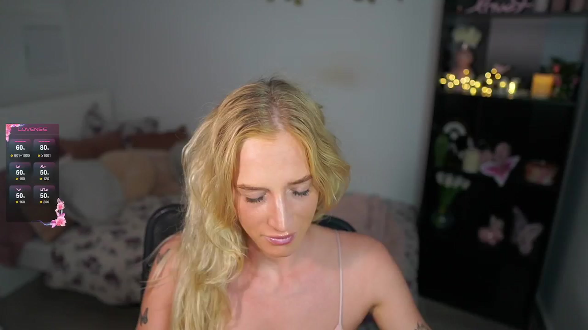 Gallery image thumbnail from NicoletteShea's myfreecams stream on, 09/12/2024, 09:42 image 4 of 20