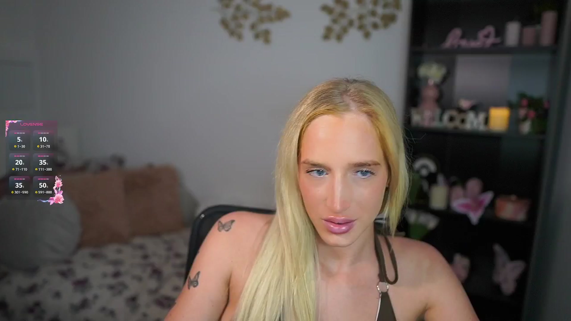 Gallery image thumbnail from NicoletteShea's myfreecams stream on, 09/22/2024, 13:54 image 9 of 20