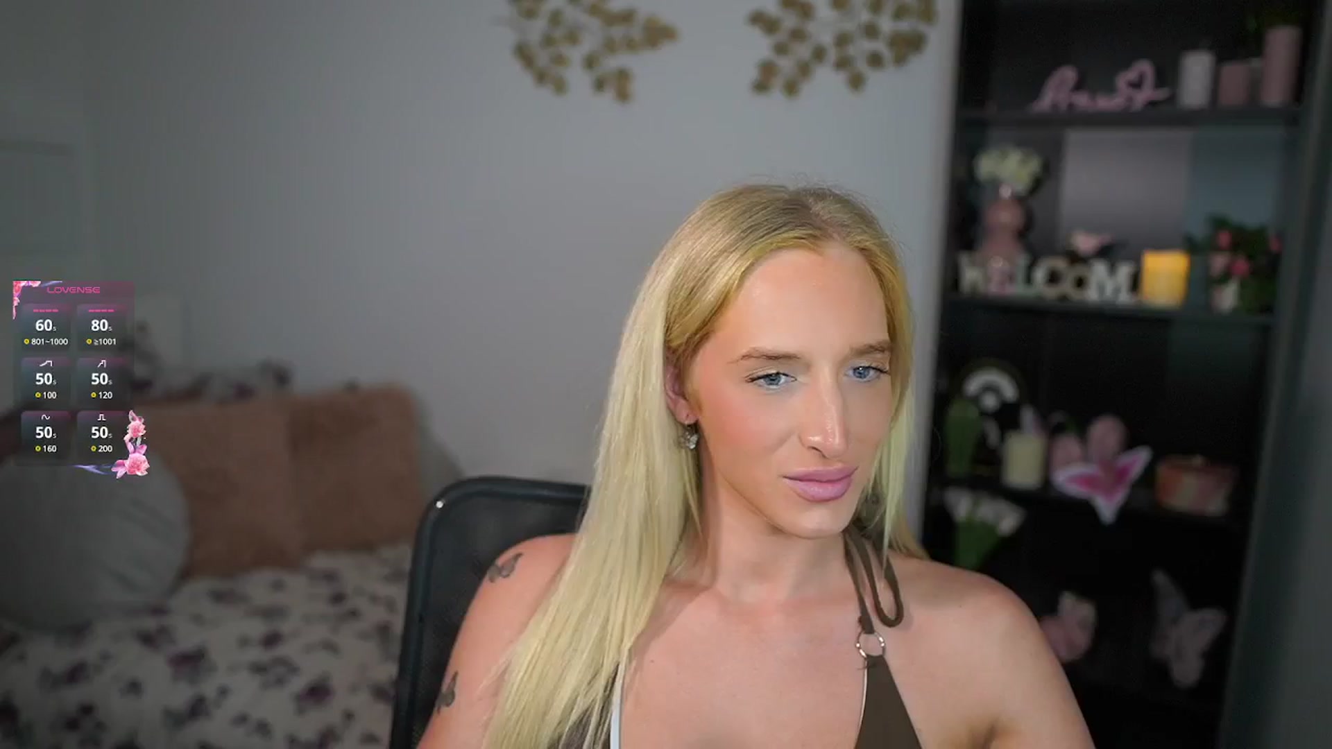 Gallery image thumbnail from NicoletteShea's myfreecams stream on, 09/22/2024, 15:22 image 6 of 20