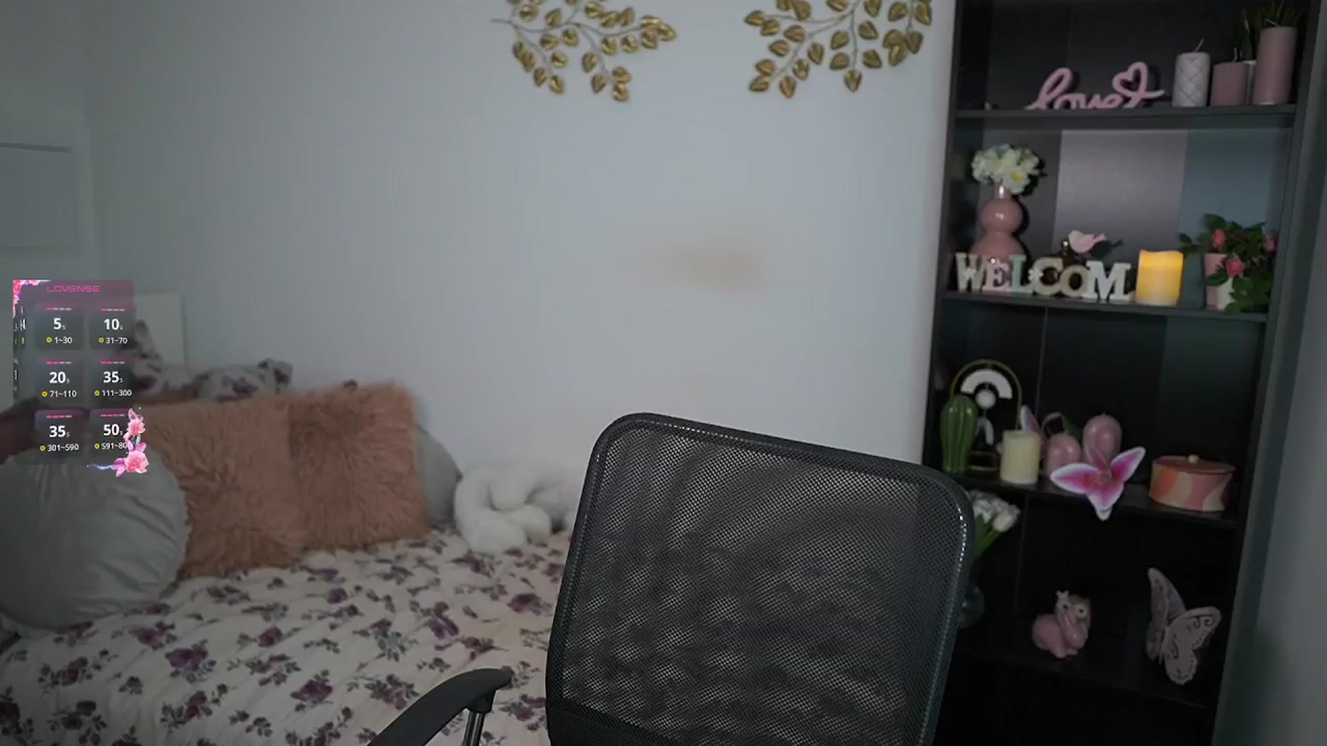 Gallery image thumbnail from NicoletteShea's myfreecams stream on, 09/22/2024, 15:22 image 7 of 20