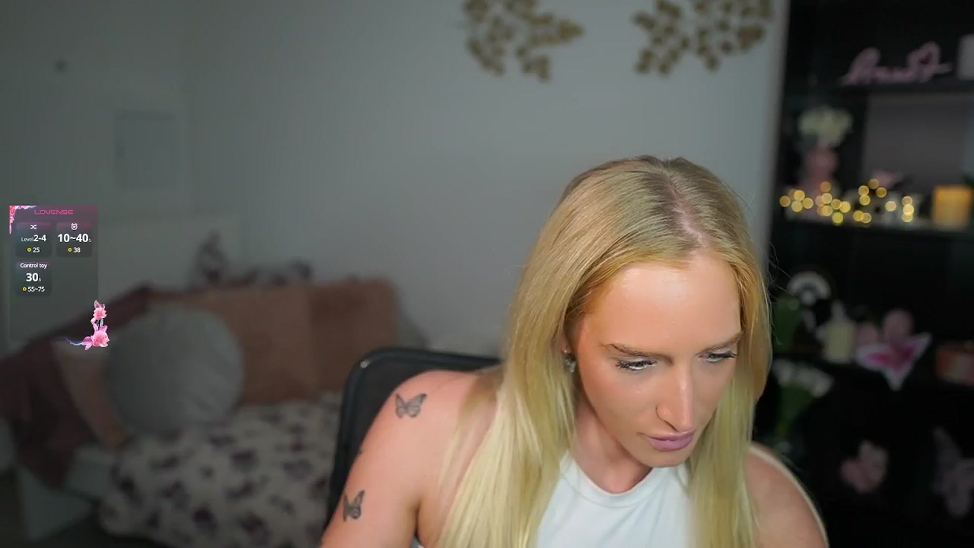 Gallery image thumbnail from NicoletteShea's myfreecams stream on, 09/23/2024, 14:36 image 20 of 20