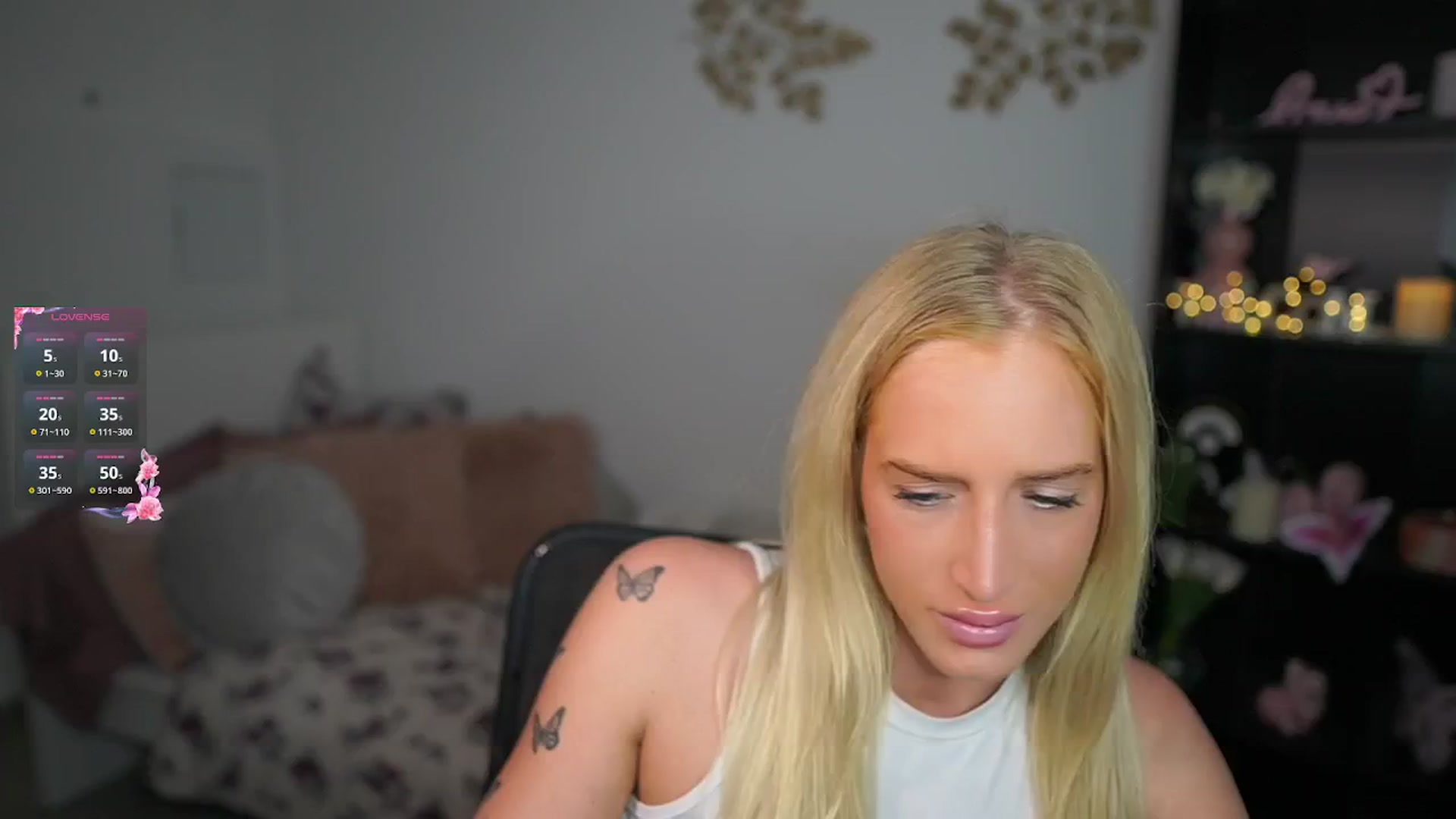 Gallery image thumbnail from NicoletteShea's myfreecams stream on, 09/23/2024, 14:36 image 5 of 20