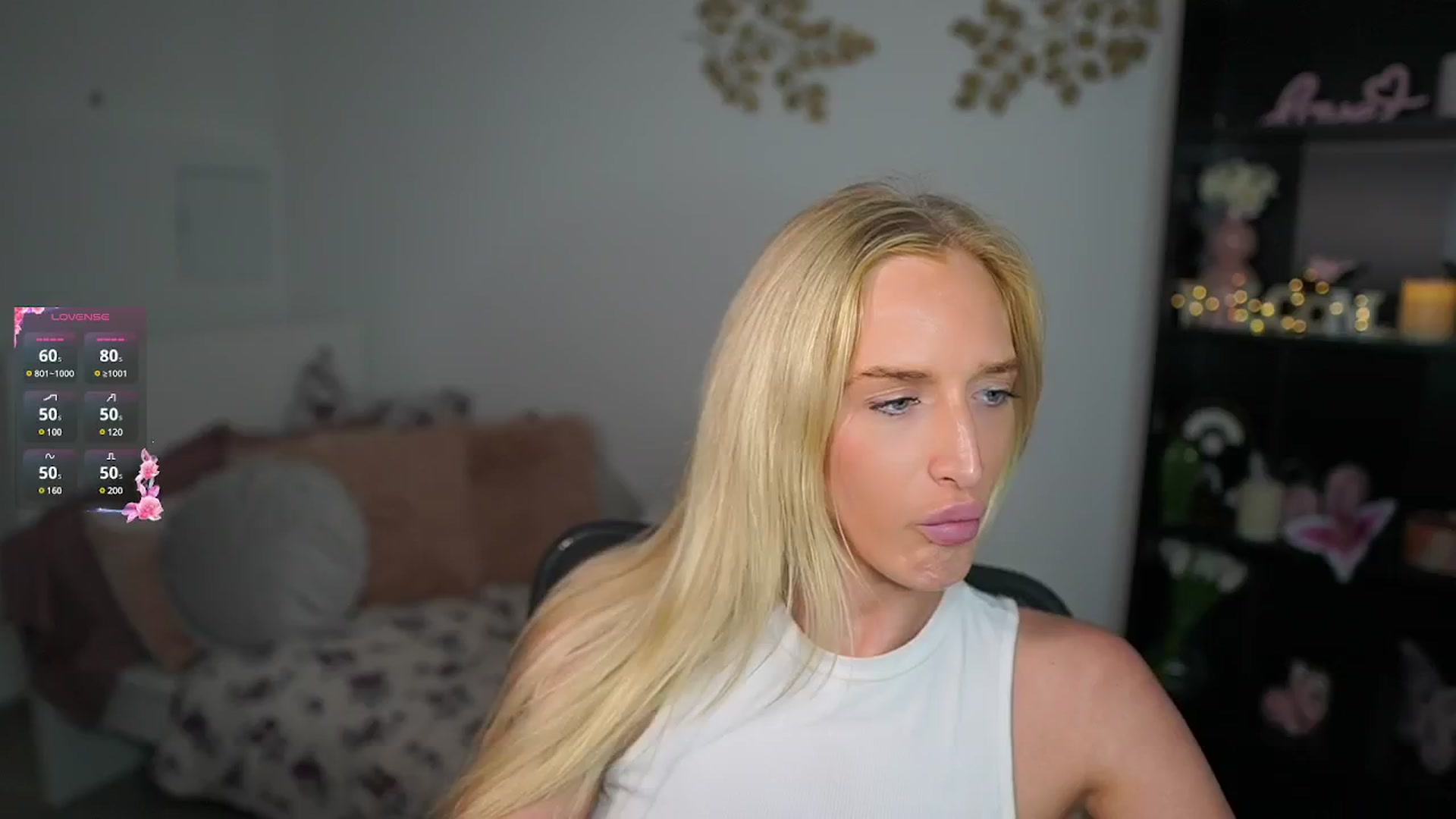 Gallery image thumbnail from NicoletteShea's myfreecams stream on, 09/23/2024, 16:32 image 19 of 20