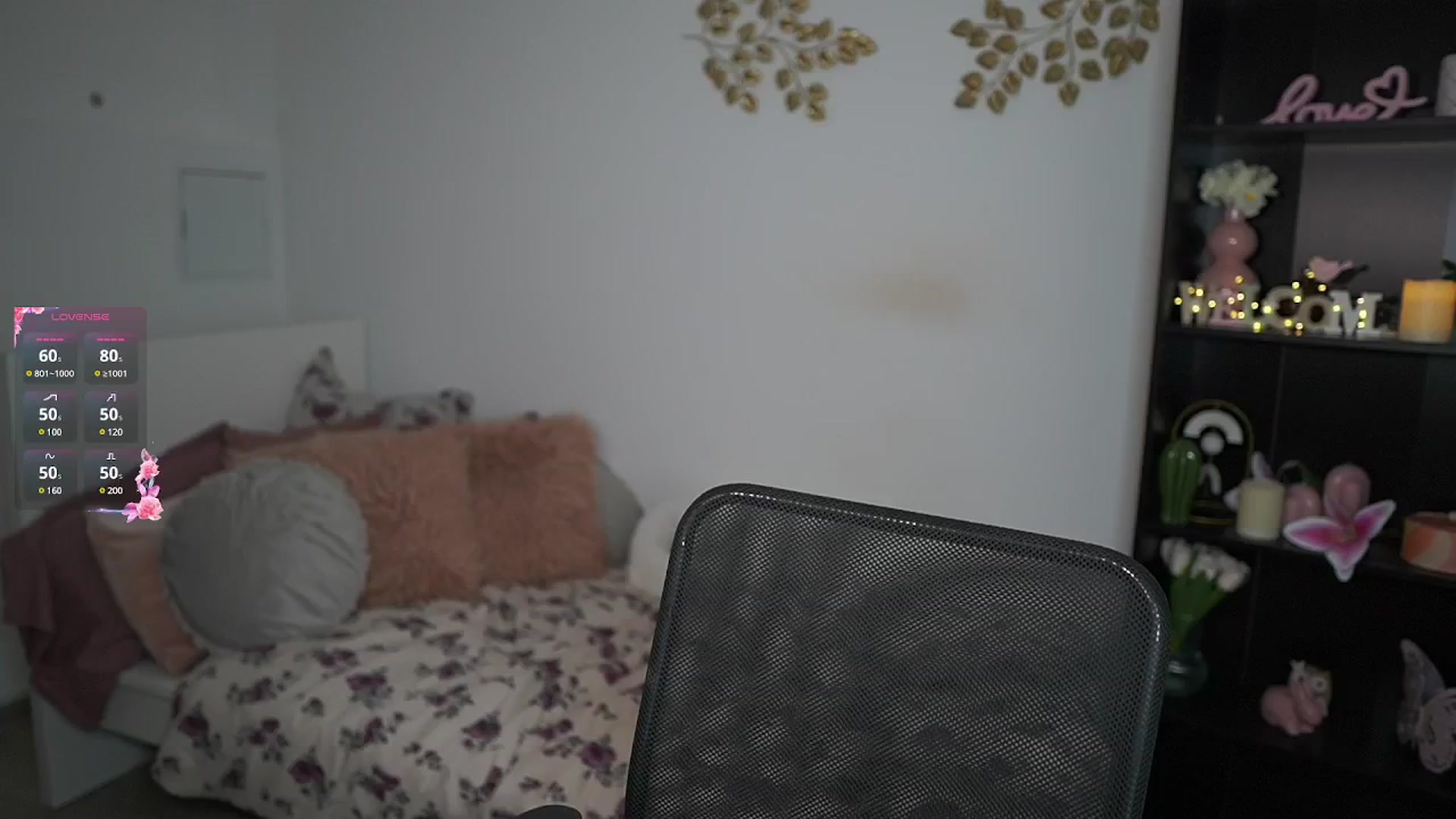 Gallery image thumbnail from NicoletteShea's myfreecams stream on, 09/23/2024, 16:32 image 15 of 20