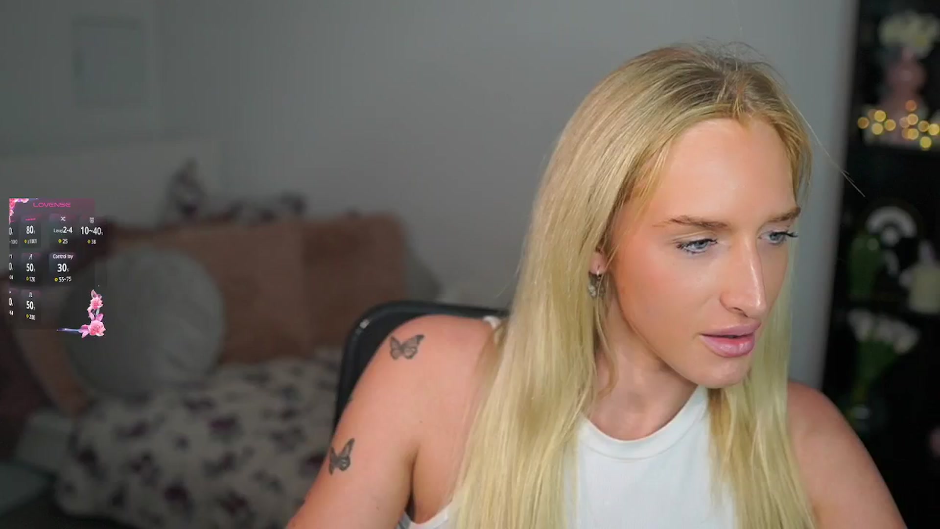 Gallery image thumbnail from NicoletteShea's myfreecams stream on, 09/23/2024, 16:32 image 13 of 20