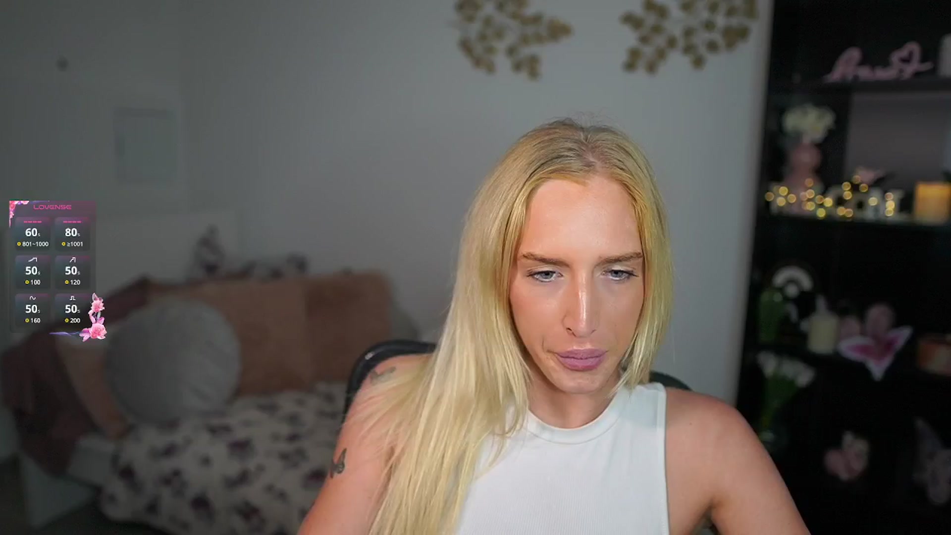 Gallery image thumbnail from NicoletteShea's myfreecams stream on, 09/23/2024, 16:32 image 18 of 20