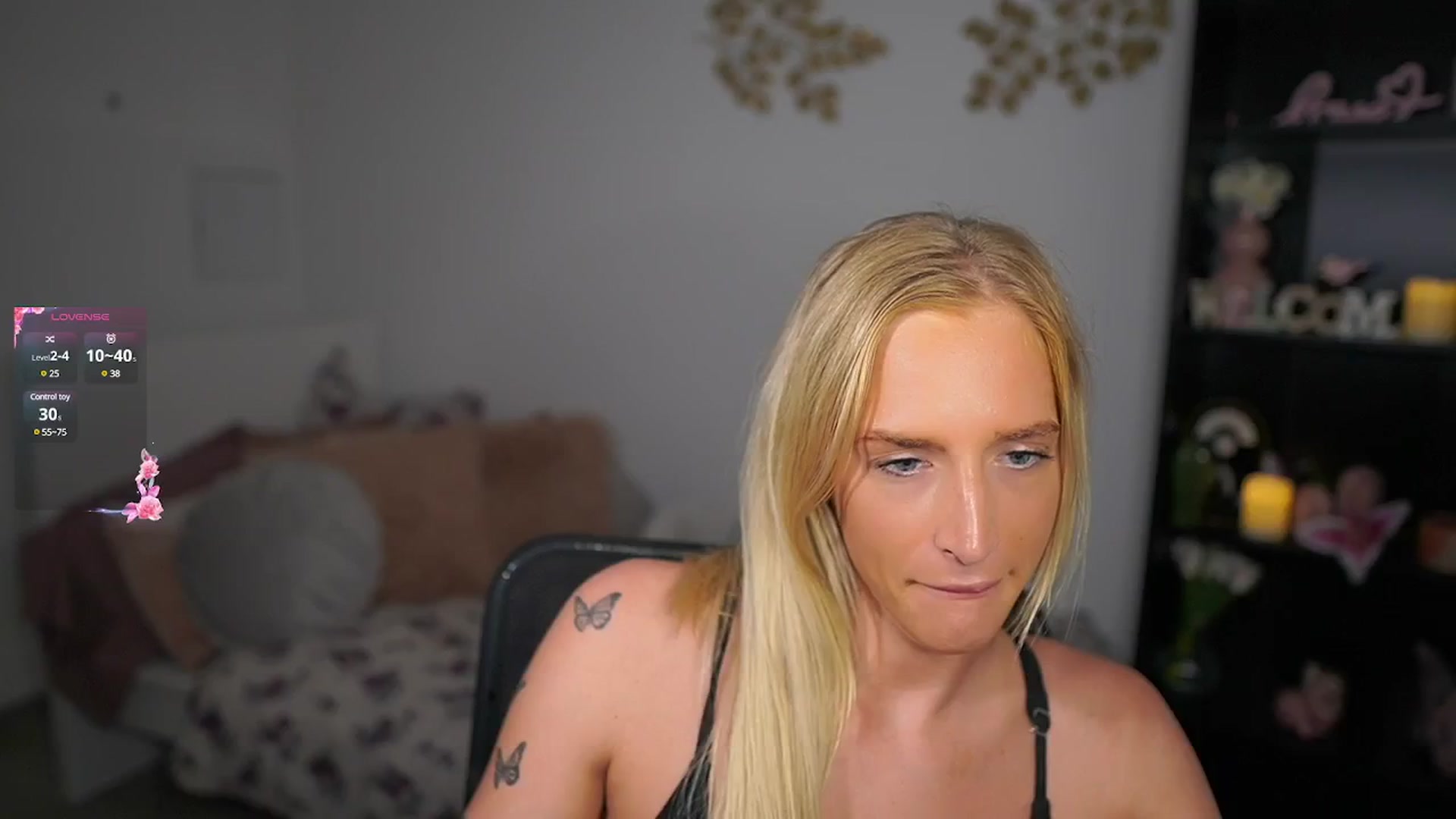 Gallery image thumbnail from NicoletteShea's myfreecams stream on, 09/24/2024, 15:11 image 10 of 20