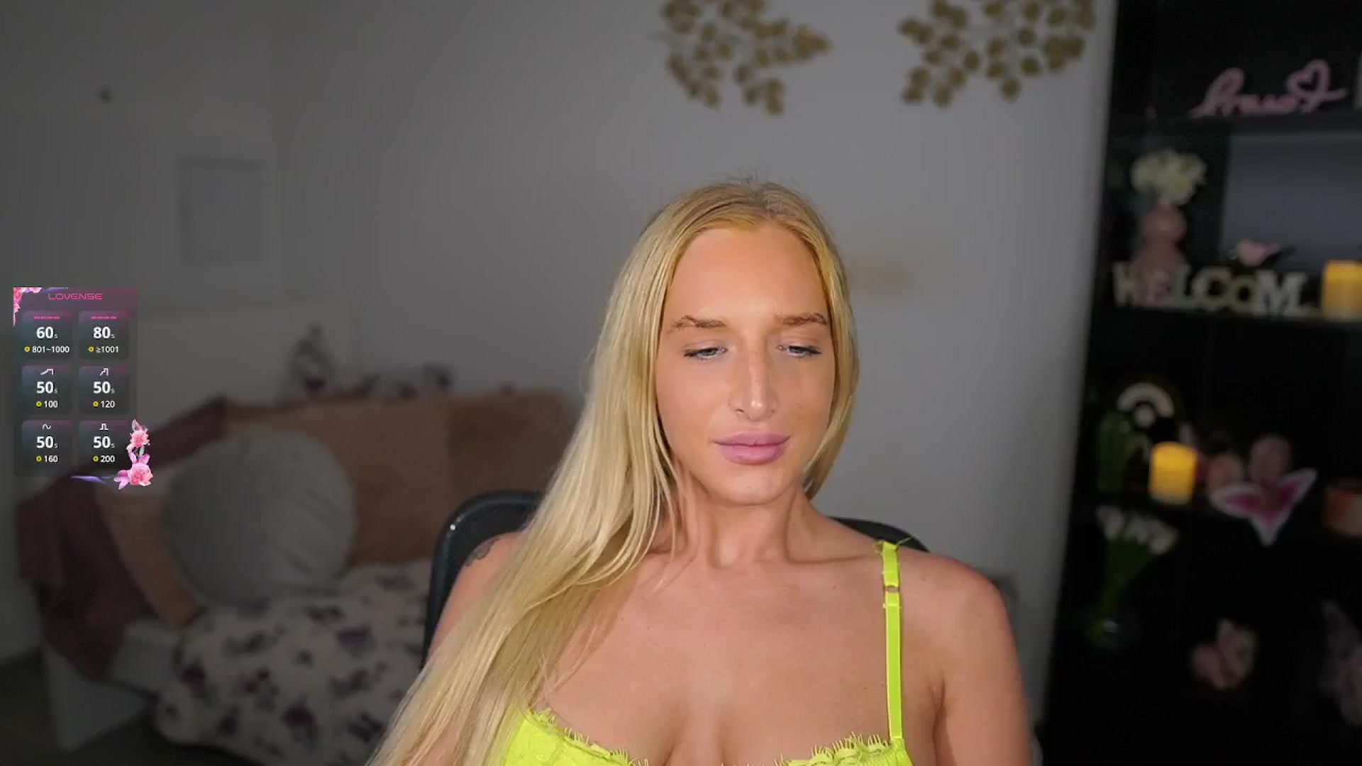 Gallery image thumbnail from NicoletteShea's myfreecams stream on, 09/25/2024, 17:33 image 15 of 20