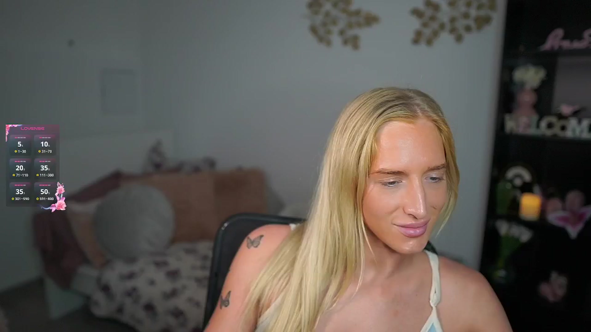 Gallery image thumbnail from NicoletteShea's myfreecams stream on, 09/26/2024, 11:02 image 3 of 20