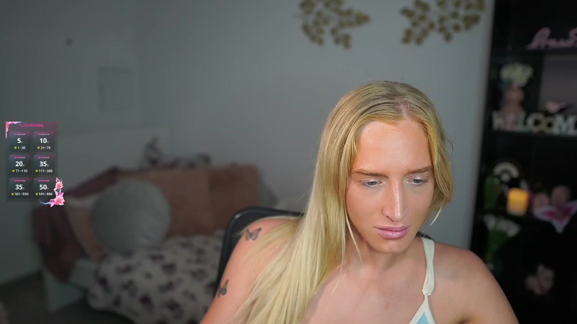 Gallery image thumbnail from NicoletteShea's myfreecams stream on, 09/26/2024, 11:02 image 2 of 20