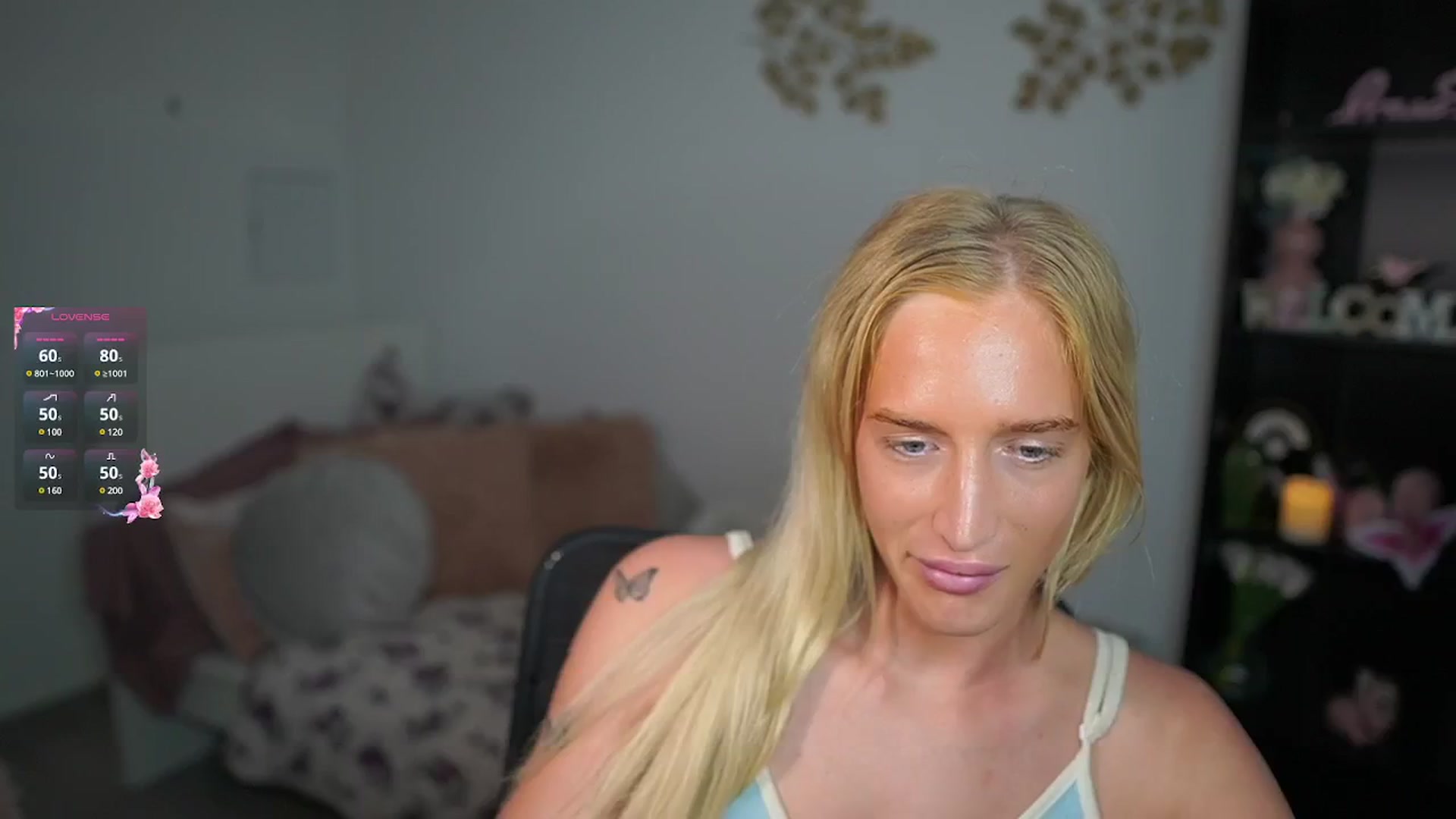 Gallery image thumbnail from NicoletteShea's myfreecams stream on, 09/26/2024, 12:55 image 3 of 20