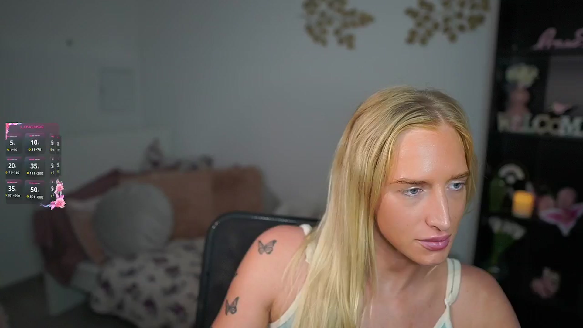 Gallery image thumbnail from NicoletteShea's myfreecams stream on, 09/26/2024, 12:55 image 2 of 20