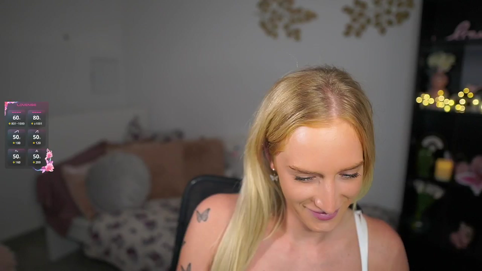 Gallery image thumbnail from NicoletteShea's myfreecams stream on, 10/07/2024, 15:37 image 11 of 20
