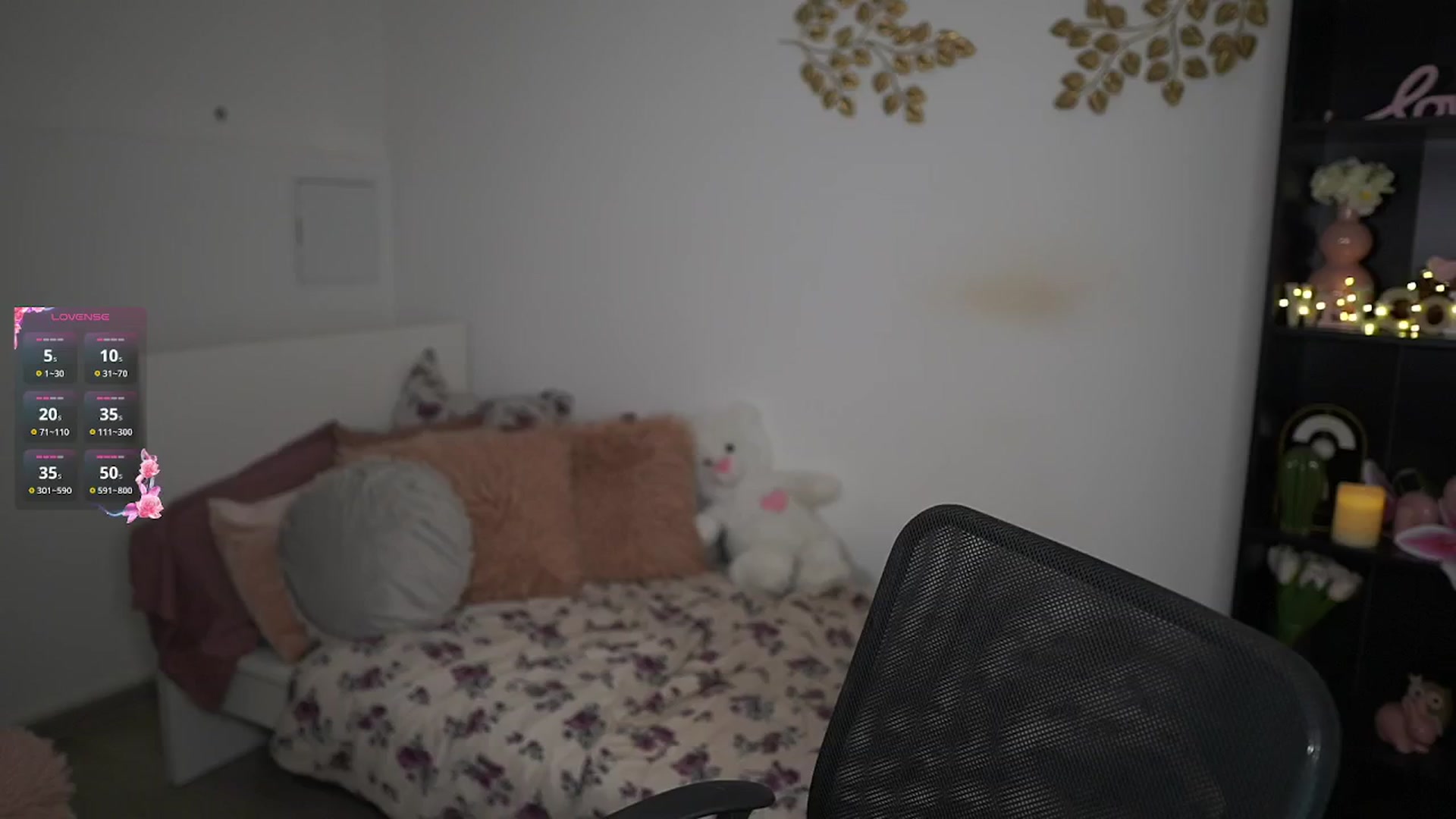 Gallery image thumbnail from NicoletteShea's myfreecams stream on, 10/07/2024, 15:37 image 16 of 20