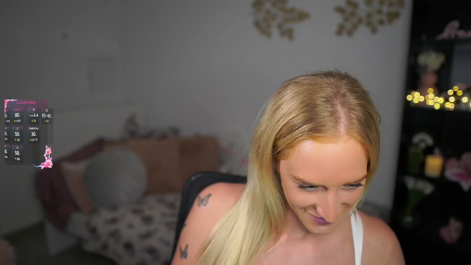 Gallery image thumbnail from NicoletteShea's myfreecams stream on, 10/07/2024, 15:37 image 8 of 20