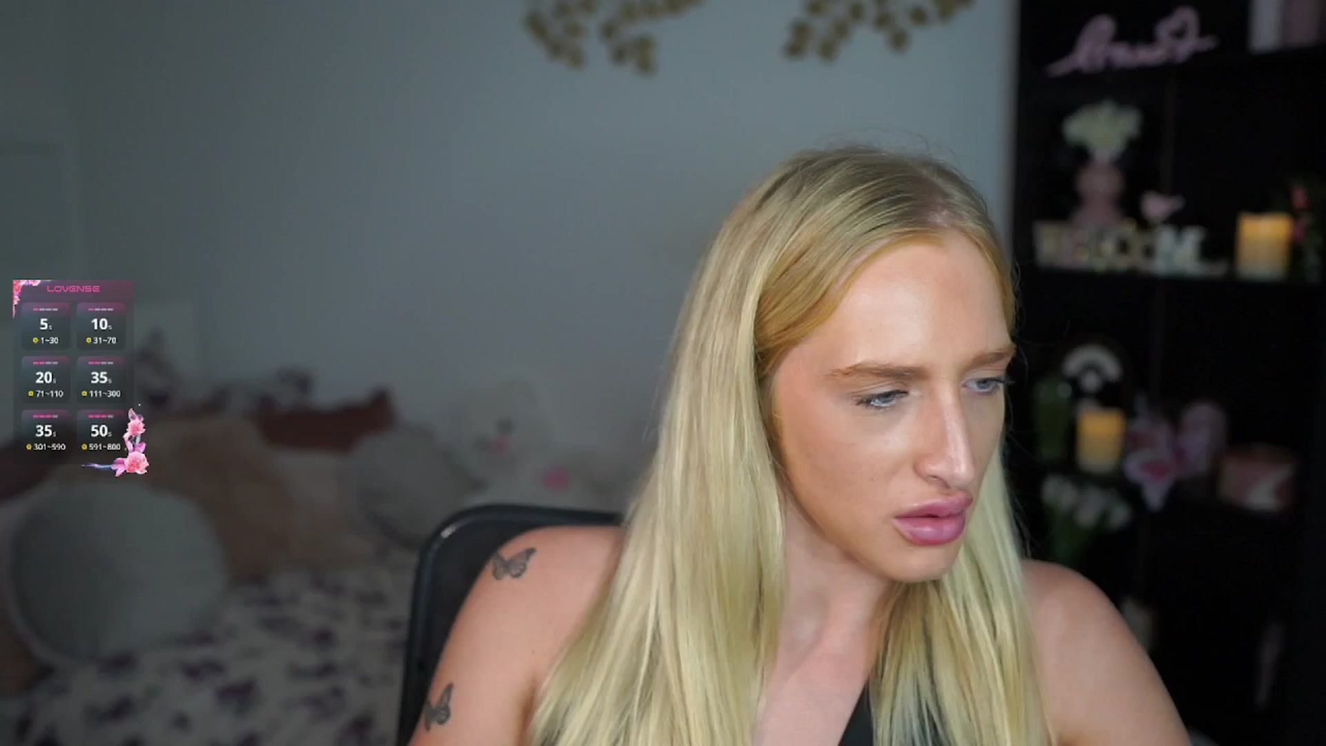 Gallery image thumbnail from NicoletteShea's myfreecams stream on, 10/30/2024, 16:28 image 15 of 20