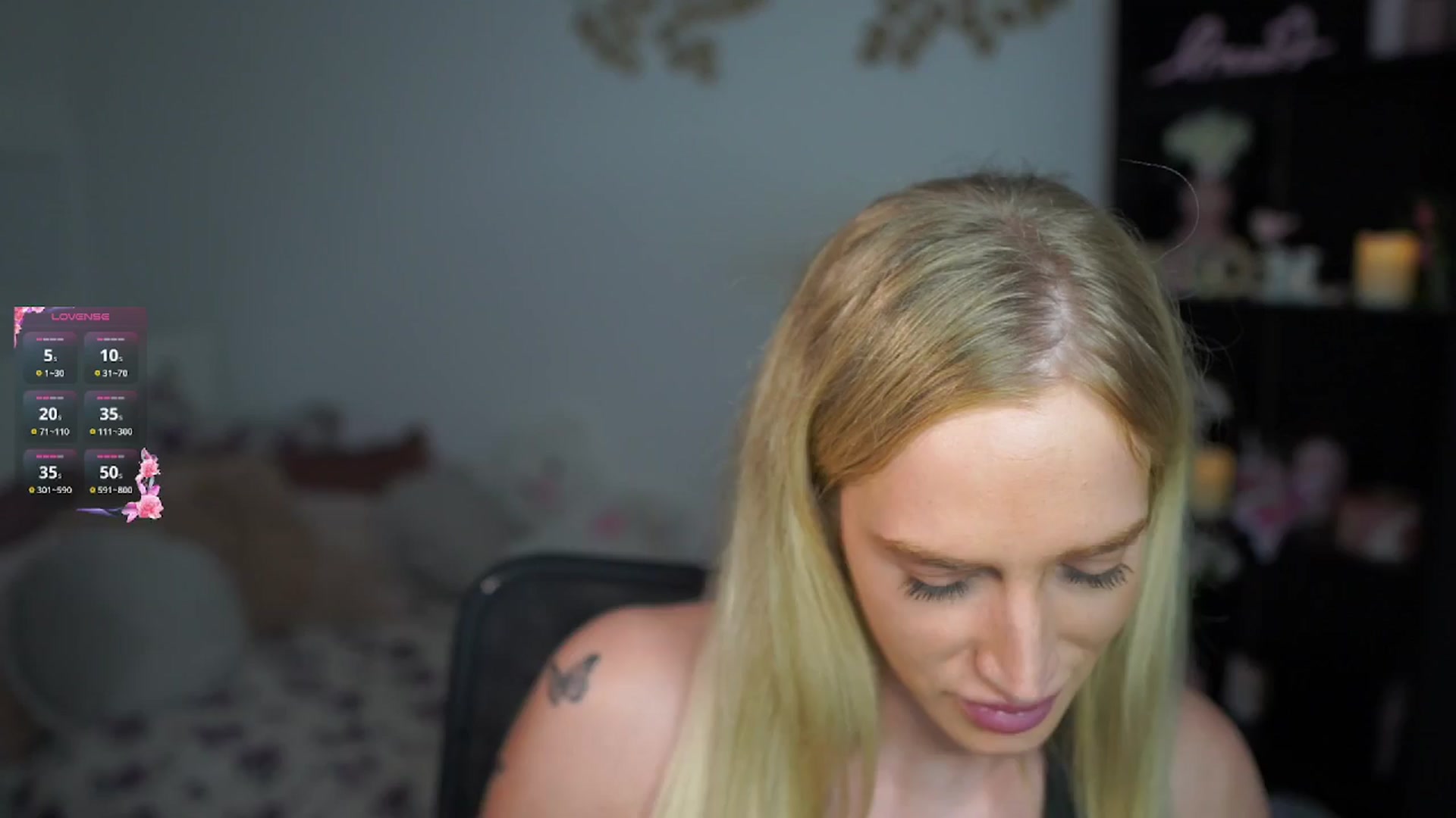 Gallery image thumbnail from NicoletteShea's myfreecams stream on, 10/30/2024, 16:28 image 8 of 20