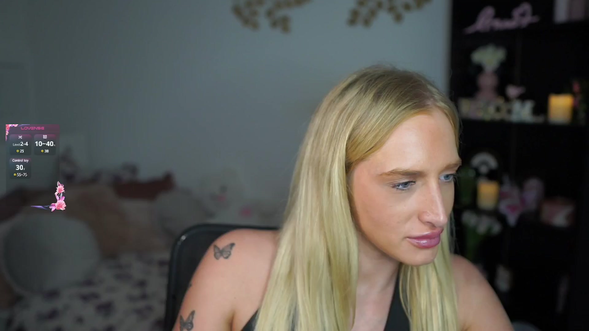 Gallery image thumbnail from NicoletteShea's myfreecams stream on, 10/30/2024, 16:28 image 6 of 20