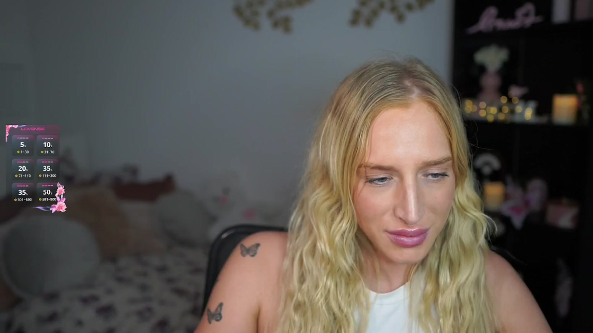 Gallery image thumbnail from NicoletteShea's myfreecams stream on, 11/03/2024, 16:29 image 17 of 20