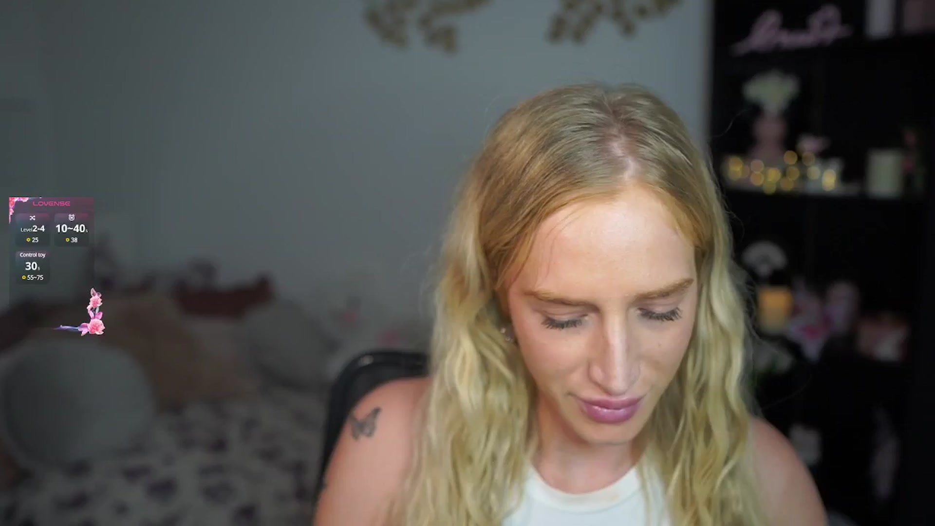 Gallery image thumbnail from NicoletteShea's myfreecams stream on, 11/03/2024, 18:59 image 4 of 20