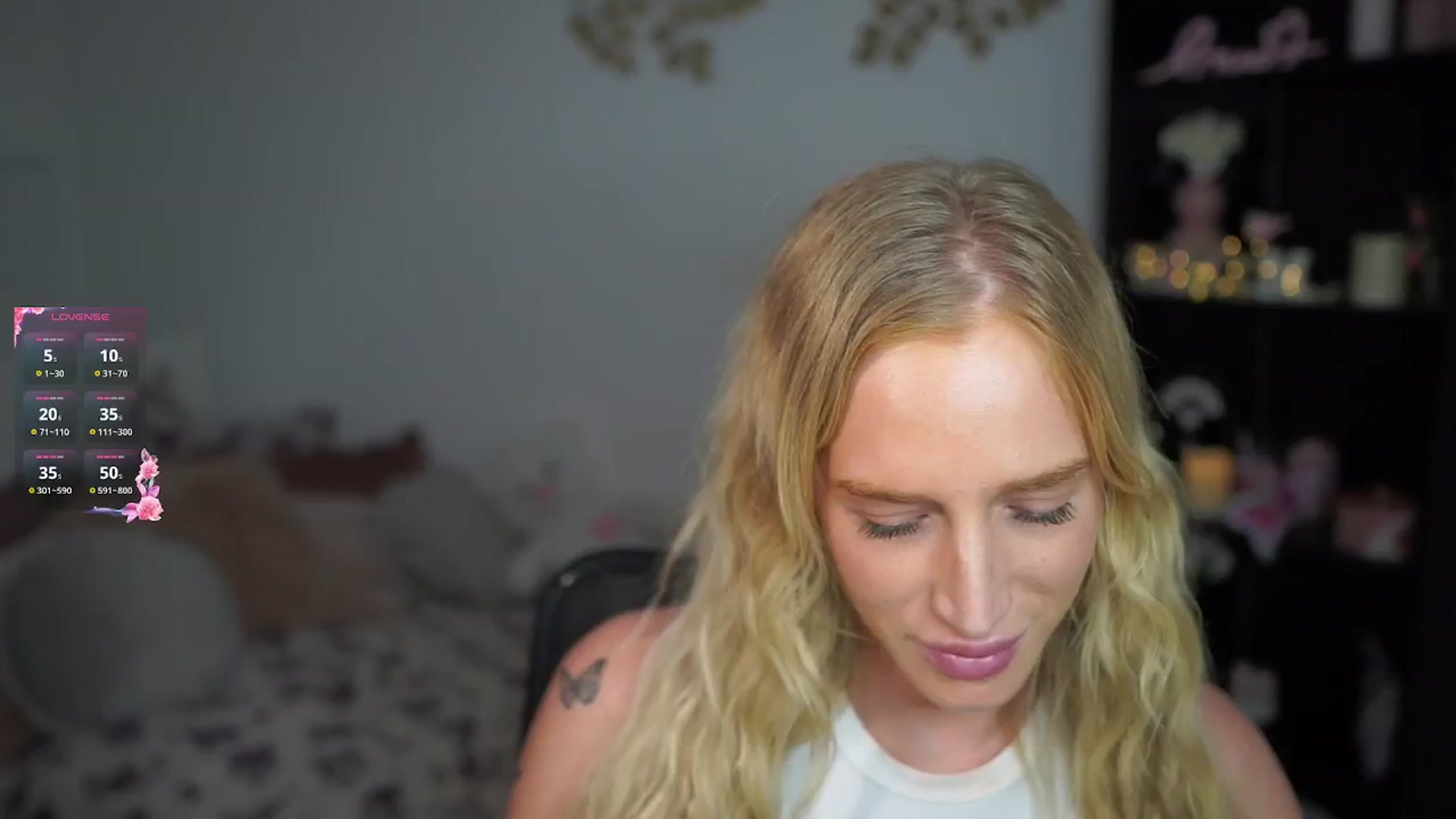Gallery image thumbnail from NicoletteShea's myfreecams stream on, 11/03/2024, 18:59 image 14 of 20