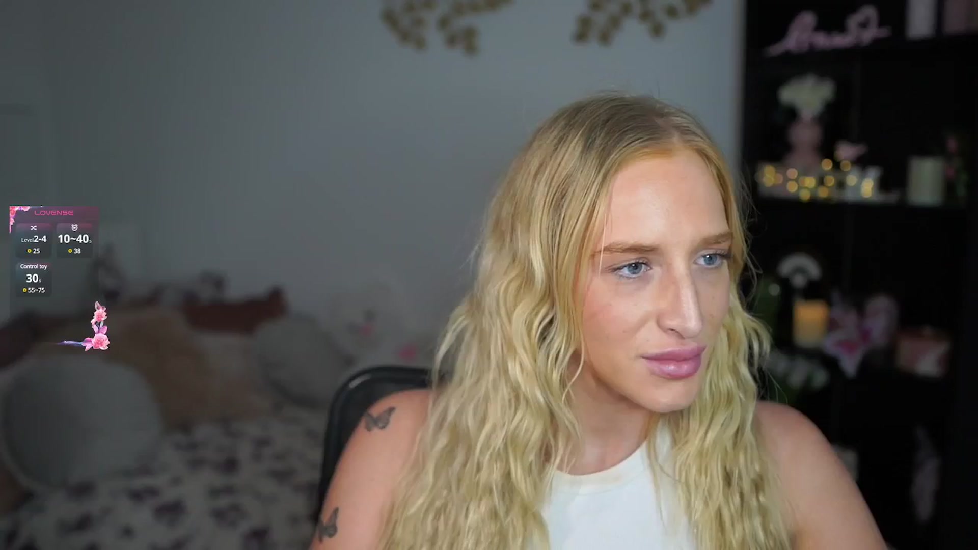 Gallery image thumbnail from NicoletteShea's myfreecams stream on, 11/03/2024, 18:59 image 7 of 20