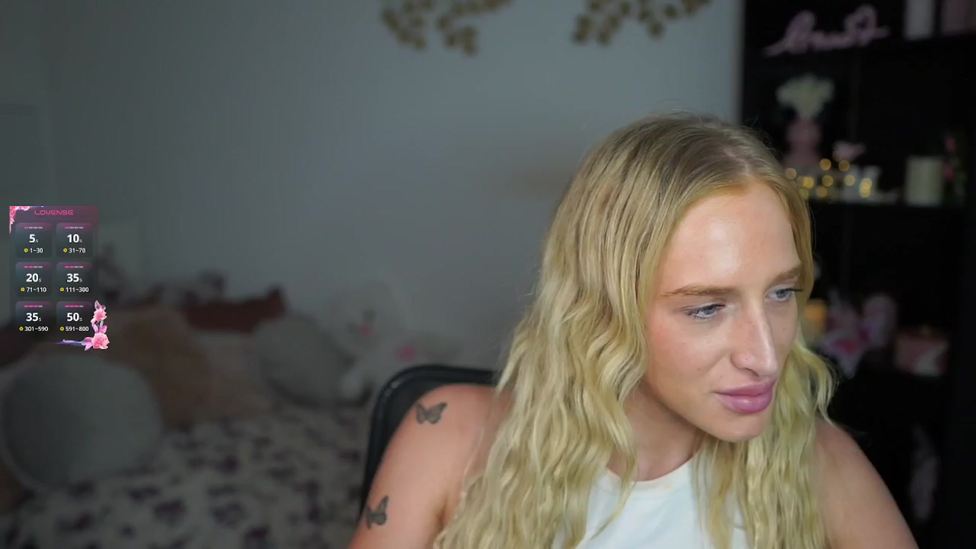 Gallery image thumbnail from NicoletteShea's myfreecams stream on, 11/03/2024, 18:59 image 17 of 20