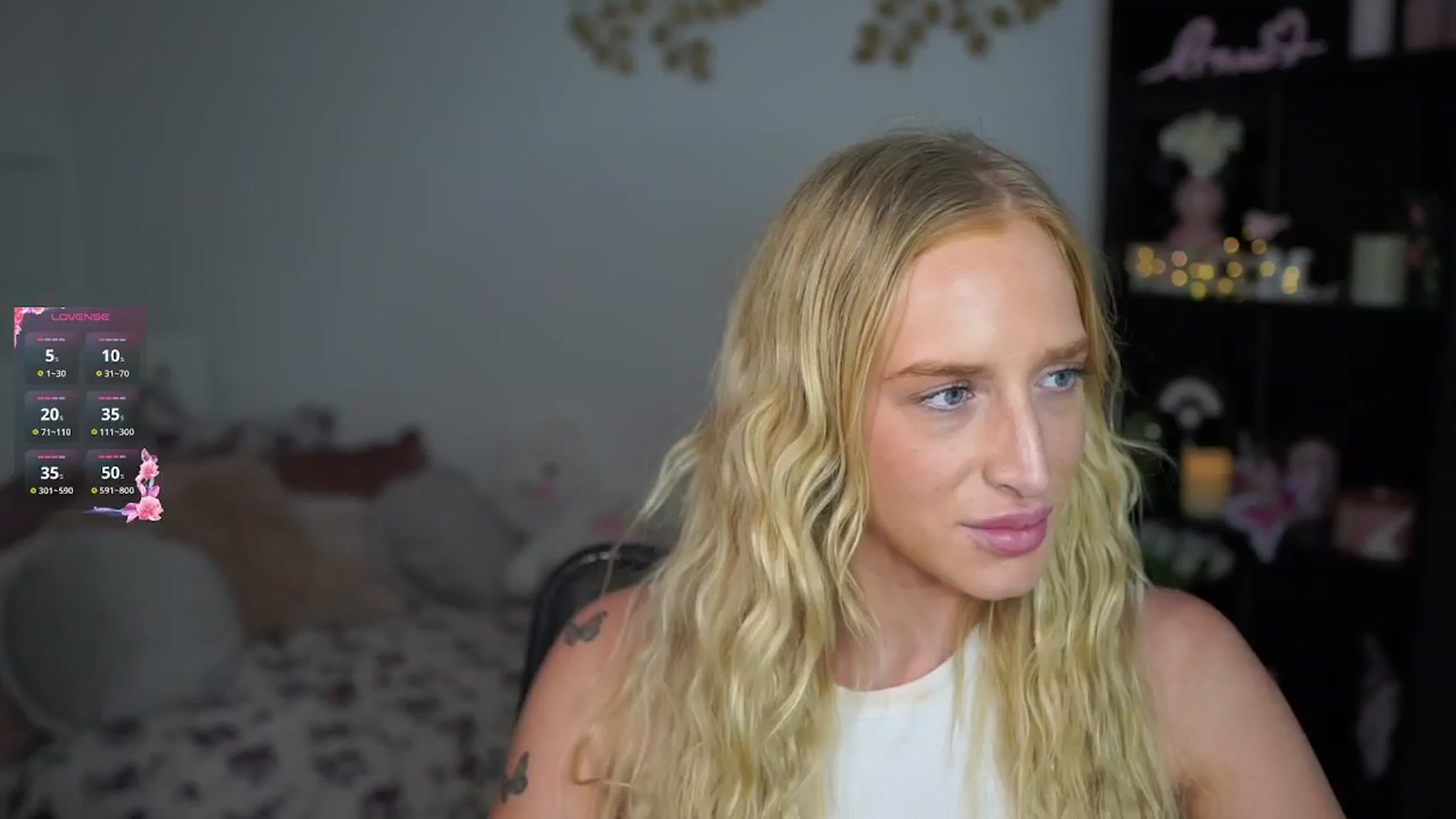 Gallery image thumbnail from NicoletteShea's myfreecams stream on, 11/03/2024, 18:59 image 5 of 20
