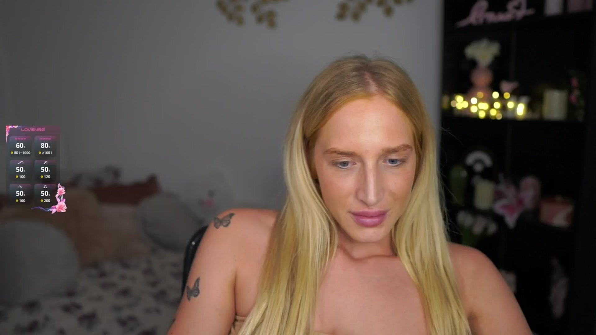 Gallery image thumbnail from NicoletteShea's myfreecams stream on, 11/14/2024, 14:10 image 16 of 20