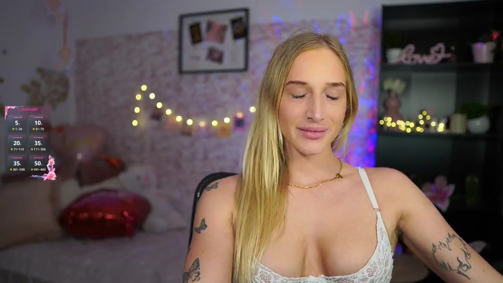 Gallery image thumbnail from NicoletteShea's myfreecams stream on, 02/13/2025, 12:04 image 18 of 20