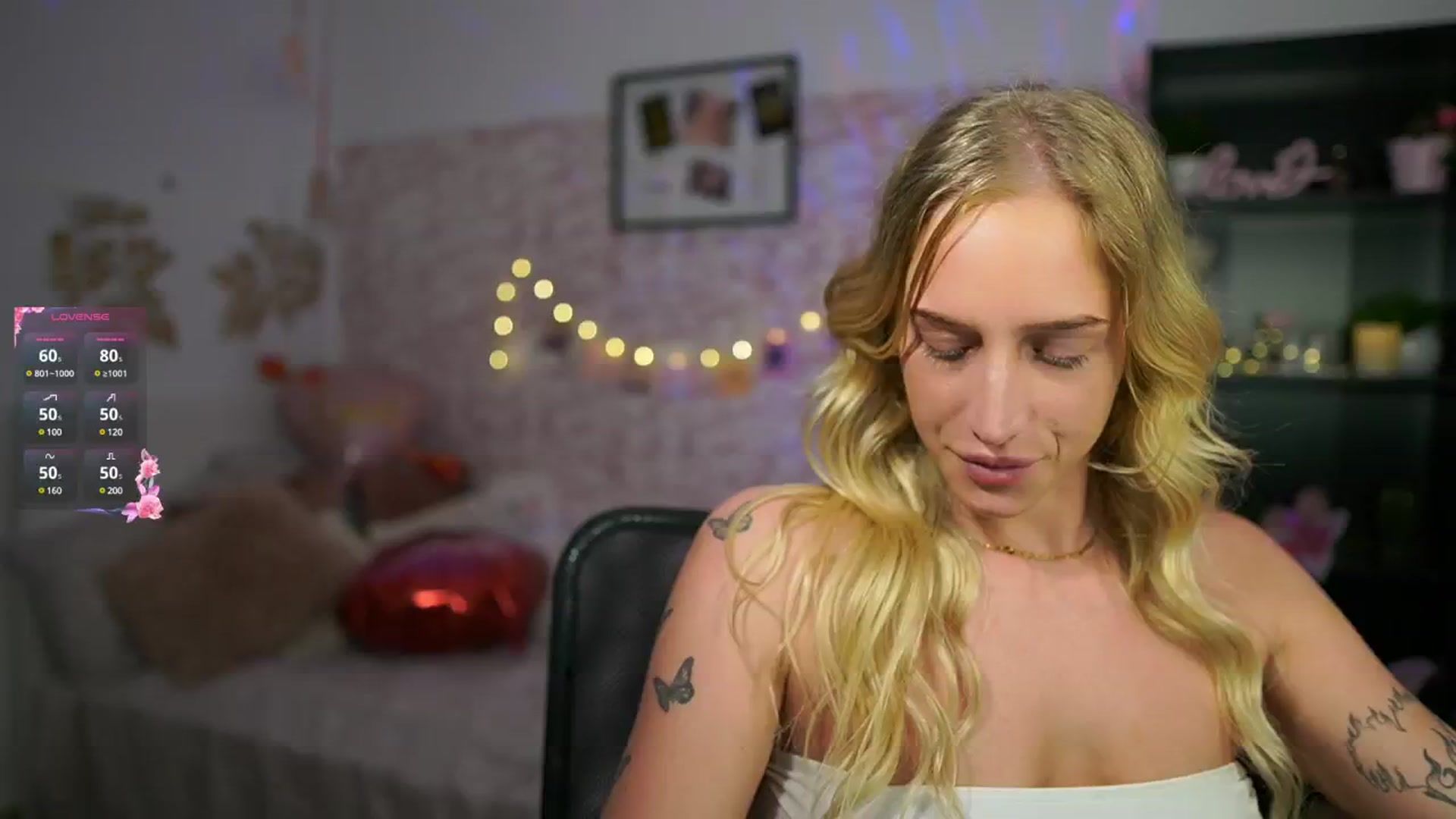 Gallery image thumbnail from NicoletteShea's myfreecams stream on, 02/16/2025, 10:58 image 16 of 20
