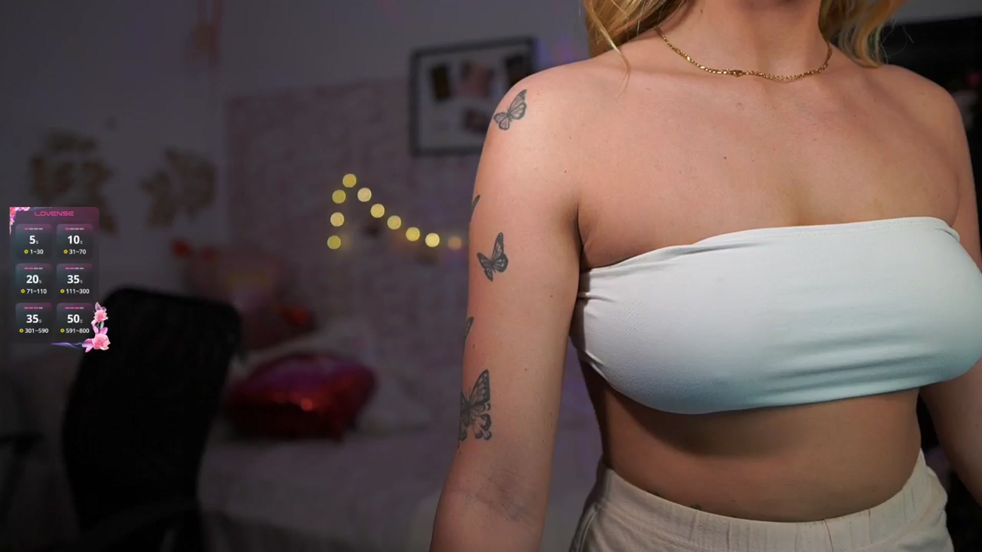 Gallery image thumbnail from NicoletteShea's myfreecams stream on, 02/16/2025, 10:58 image 6 of 20