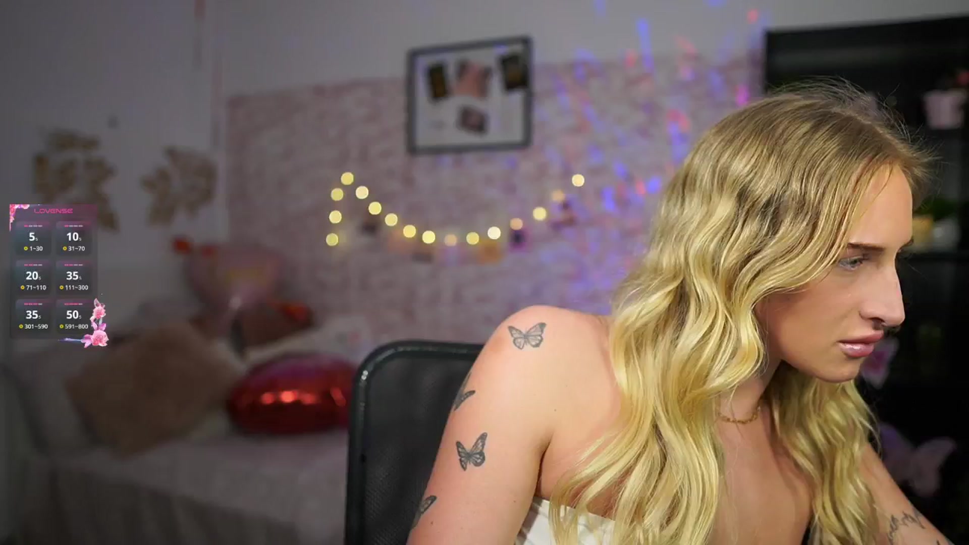 Gallery image thumbnail from NicoletteShea's myfreecams stream on, 02/16/2025, 11:36 image 16 of 20