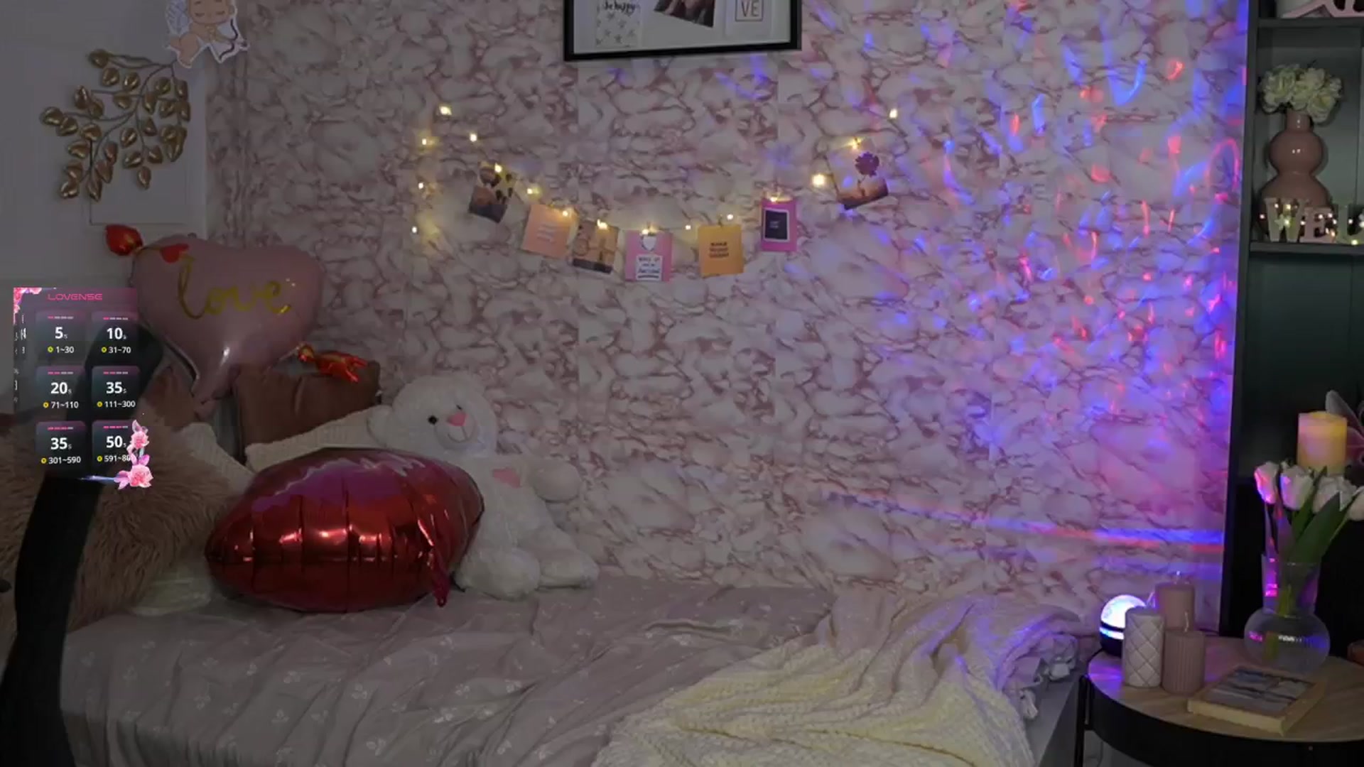 Gallery image thumbnail from NicoletteShea's myfreecams stream on, 02/16/2025, 11:36 image 11 of 20