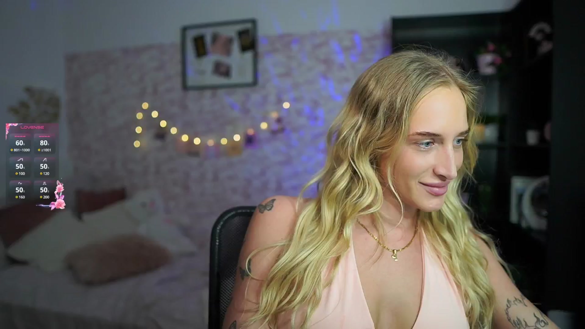 Gallery image thumbnail from NicoletteShea's myfreecams stream on, 02/17/2025, 18:54 image 17 of 20