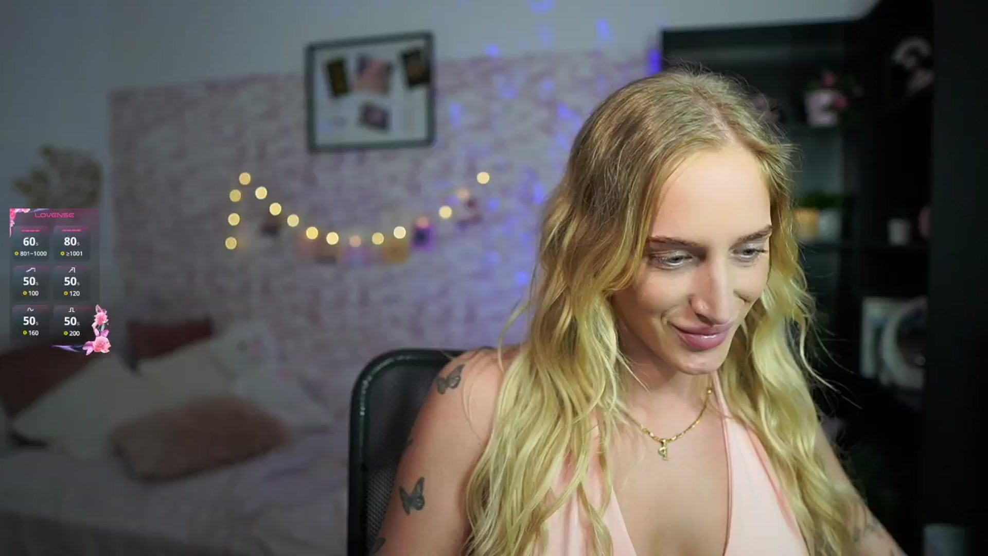 Gallery image thumbnail from NicoletteShea's myfreecams stream on, 02/17/2025, 18:54 image 6 of 20