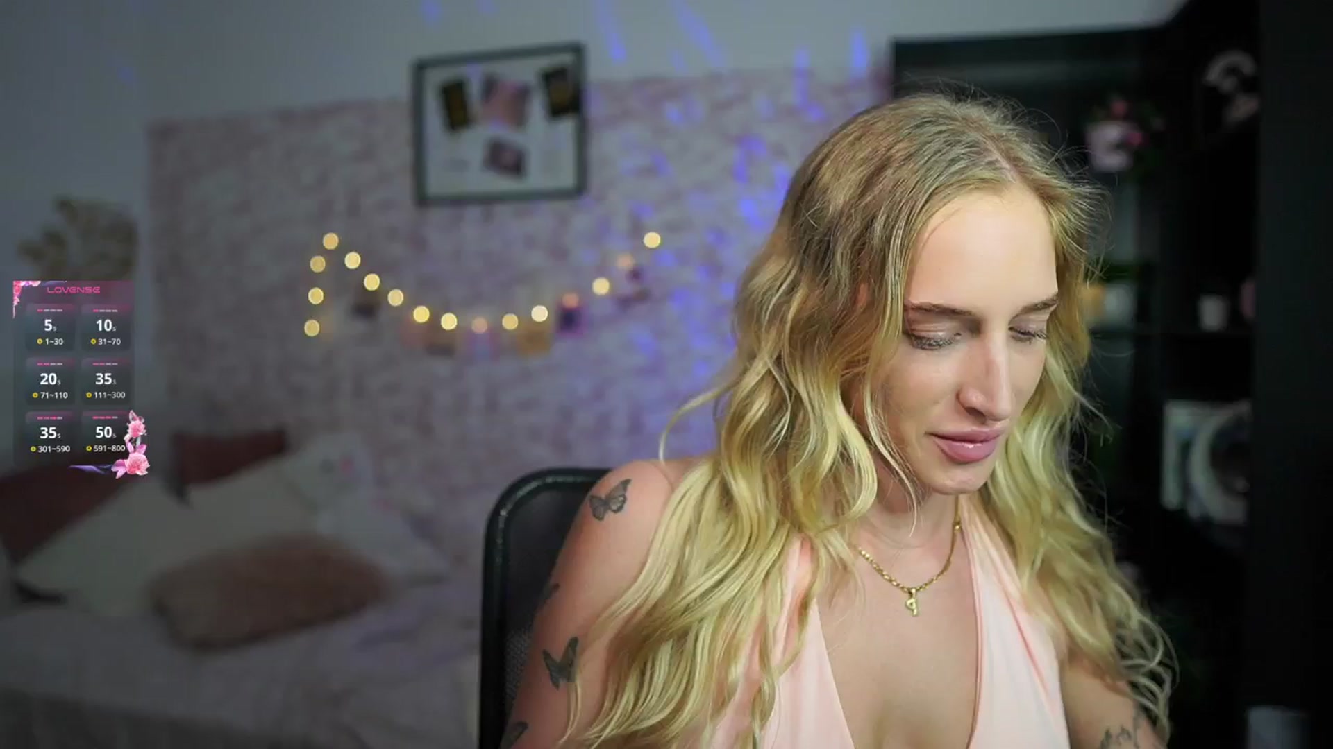 Gallery image thumbnail from NicoletteShea's myfreecams stream on, 02/17/2025, 18:54 image 20 of 20