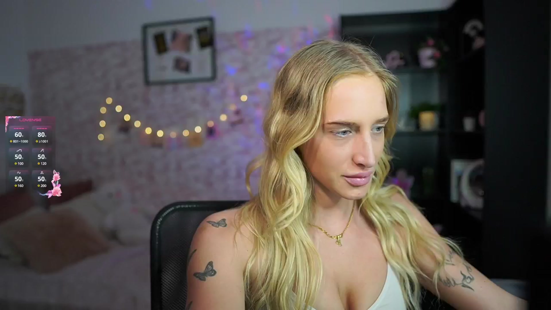 Gallery image thumbnail from NicoletteShea's myfreecams stream on, 02/18/2025, 18:49 image 1 of 20