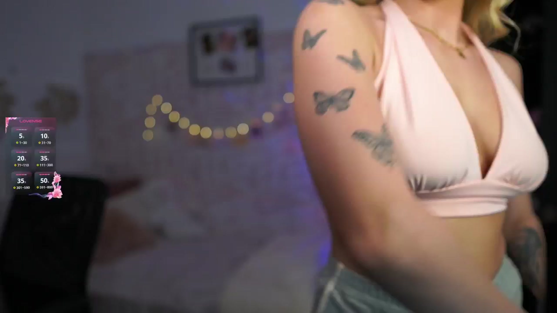 Gallery image thumbnail from NicoletteShea's myfreecams stream on, 02/20/2025, 12:17 image 14 of 20