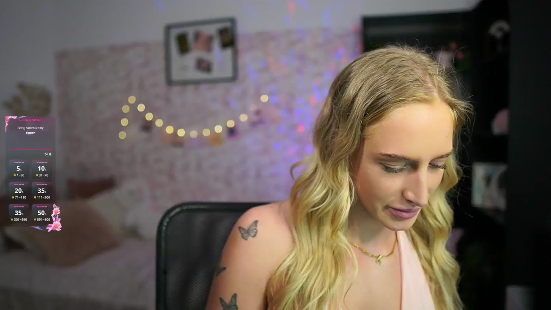 Gallery image thumbnail from NicoletteShea's myfreecams stream on, 02/20/2025, 14:00 image 1 of 20