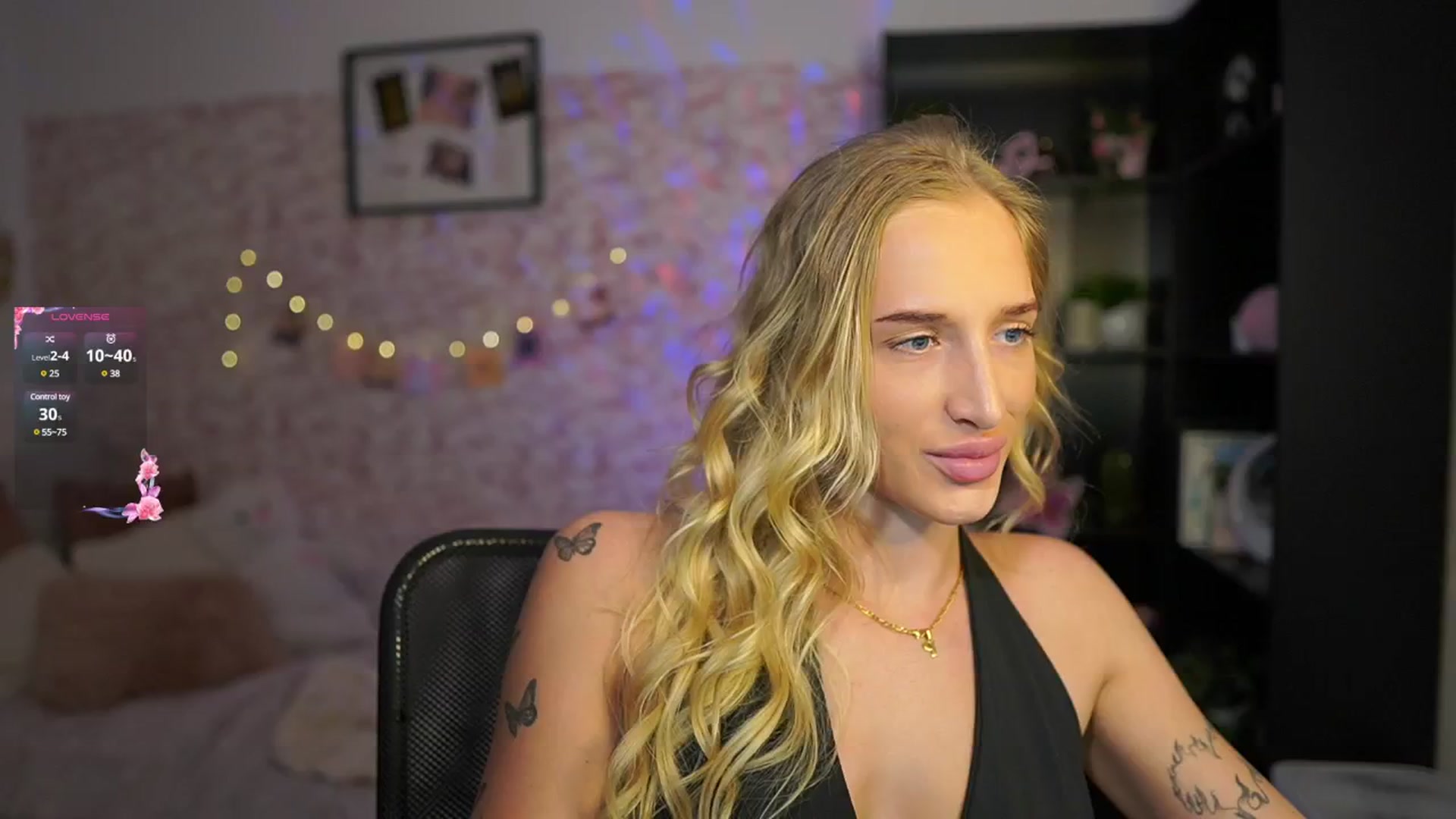 Gallery image thumbnail from NicoletteShea's myfreecams stream on, 02/28/2025, 11:56 image 6 of 20