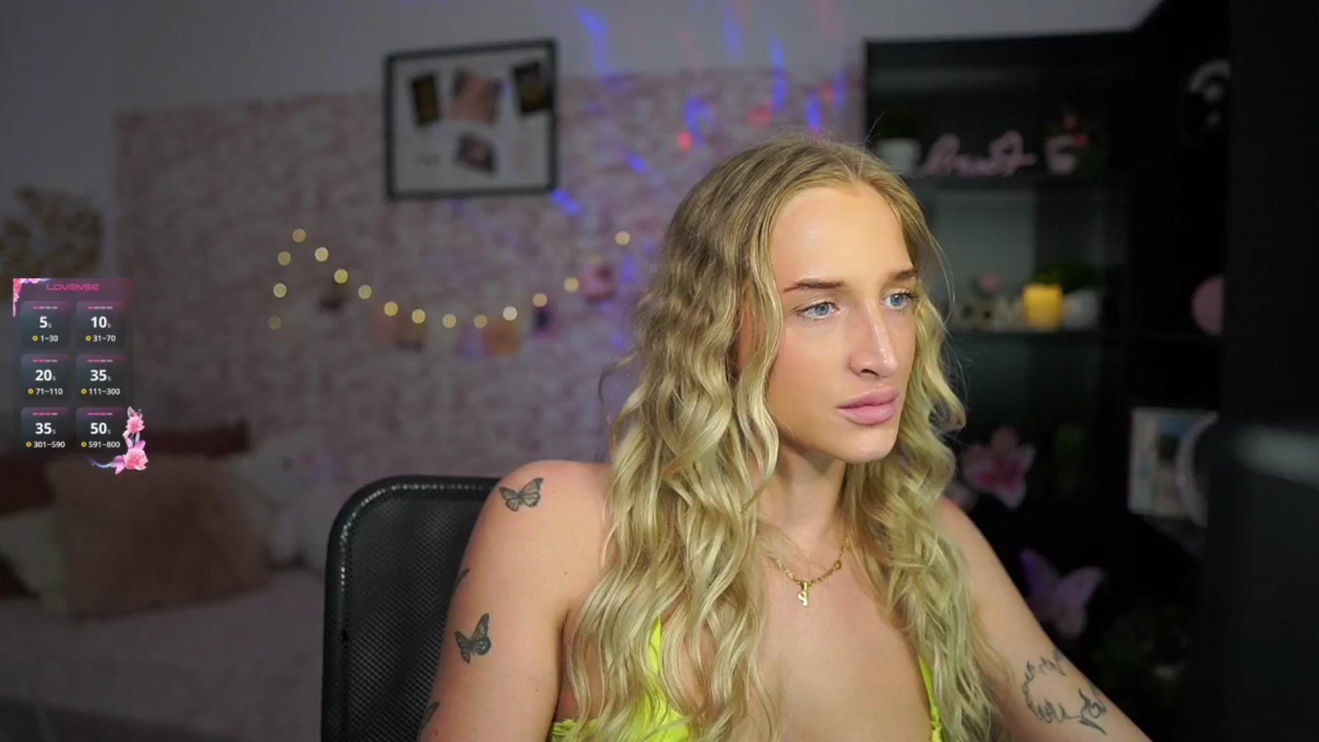 Gallery image thumbnail from NicoletteShea's myfreecams stream on, 03/11/2025, 13:59 image 18 of 20