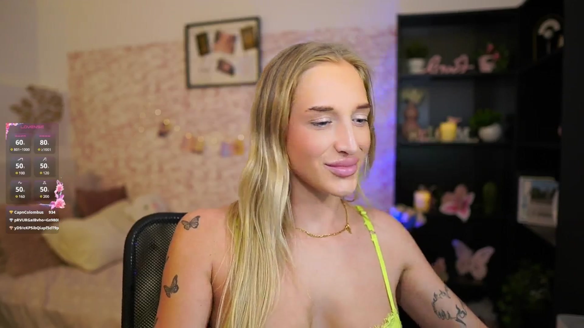 Gallery image thumbnail from NicoletteShea's myfreecams stream on, 03/28/2025, 11:59 image 17 of 20