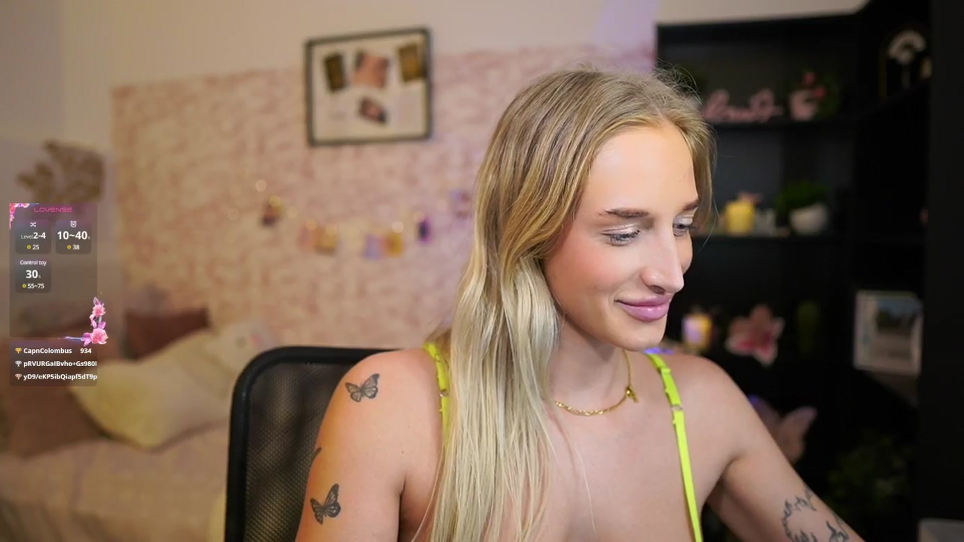 Gallery image thumbnail from NicoletteShea's myfreecams stream on, 03/28/2025, 11:59 image 19 of 20