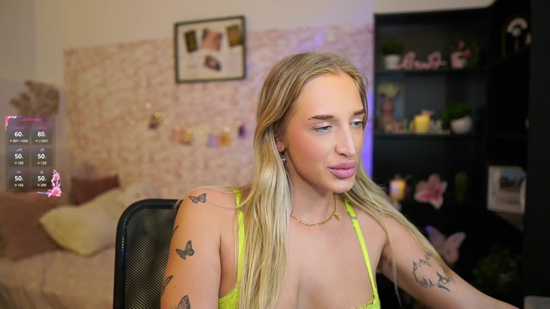 Gallery image thumbnail from NicoletteShea's myfreecams stream on, 03/28/2025, 11:59 image 13 of 20