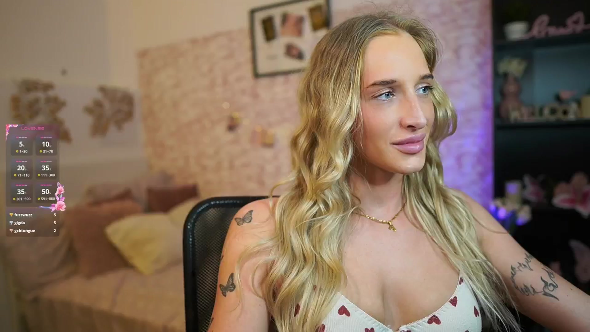 Gallery image thumbnail from NicoletteShea's myfreecams stream on, 04/02/2025, 16:44 image 11 of 20